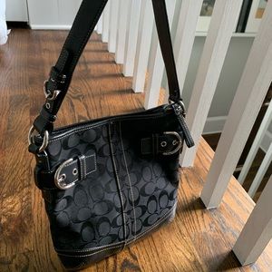 Coach medium signature purse